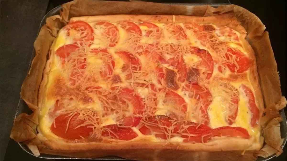 tarte au thon à la tomate et gruyère