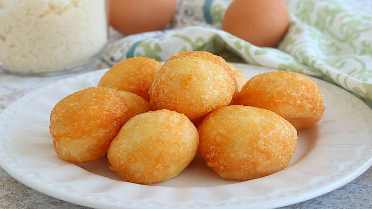 Beignets soufflés de parmesan