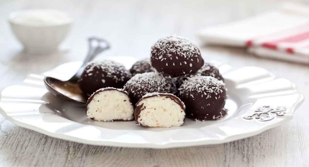 Boules à la noix de coco et au chocolat