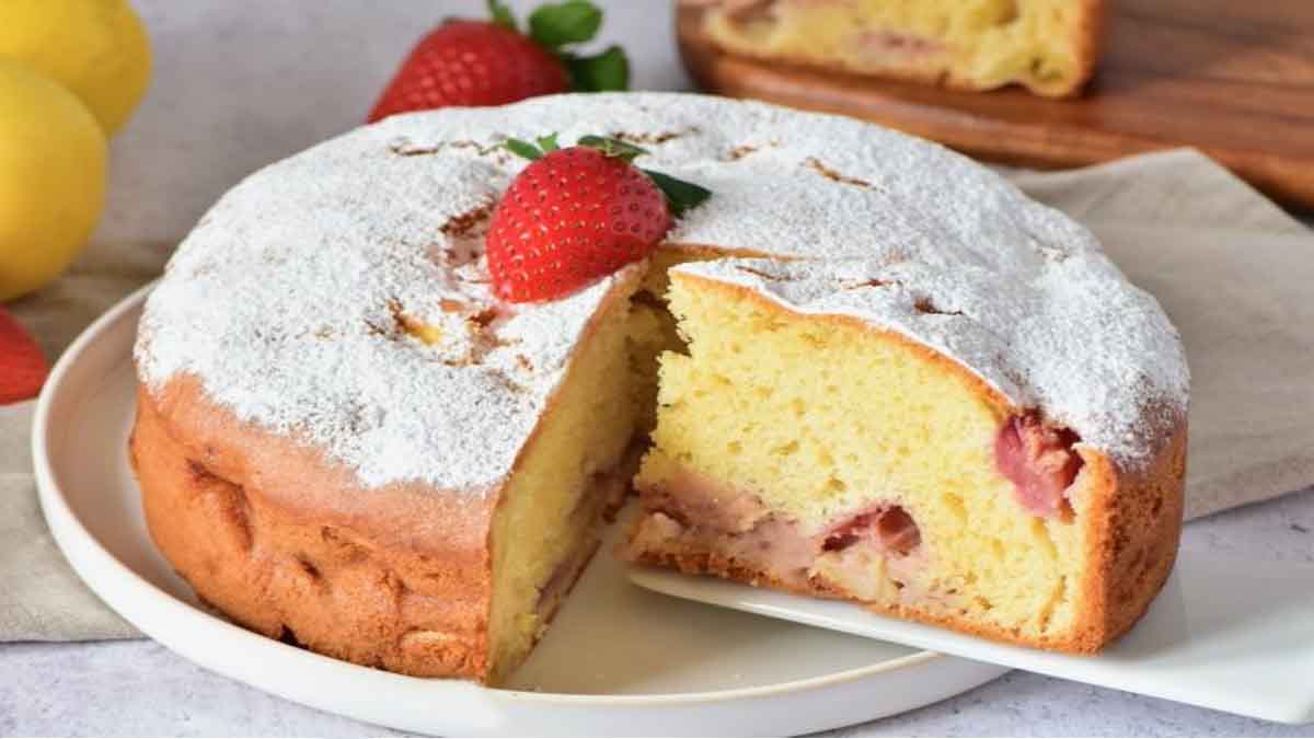 Gâteau aux pommes et à la fraise