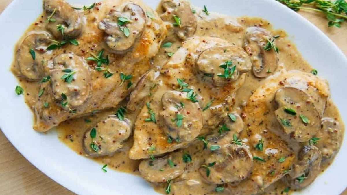 Poulet à la moutarde et aux champignons