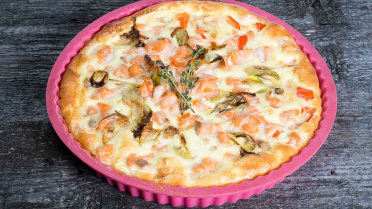 Quiche sans pâte au saumon fumé et aux asperges