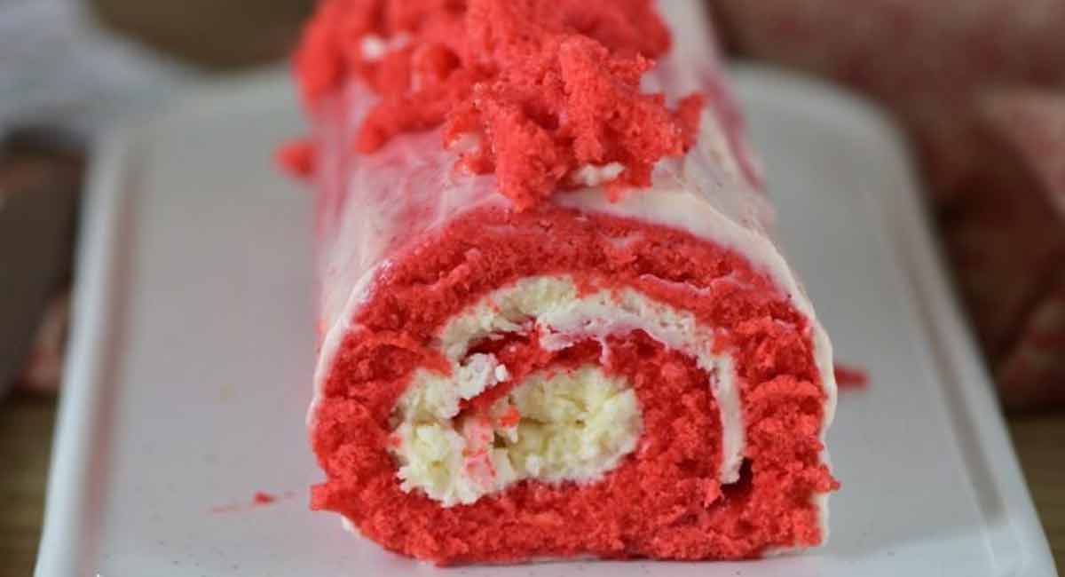 Rouleau de Red Velvet fourré à la crème de lait