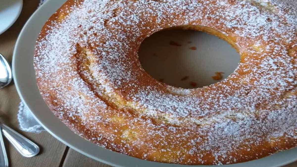 Gâteau au yaourt doux et moelleux