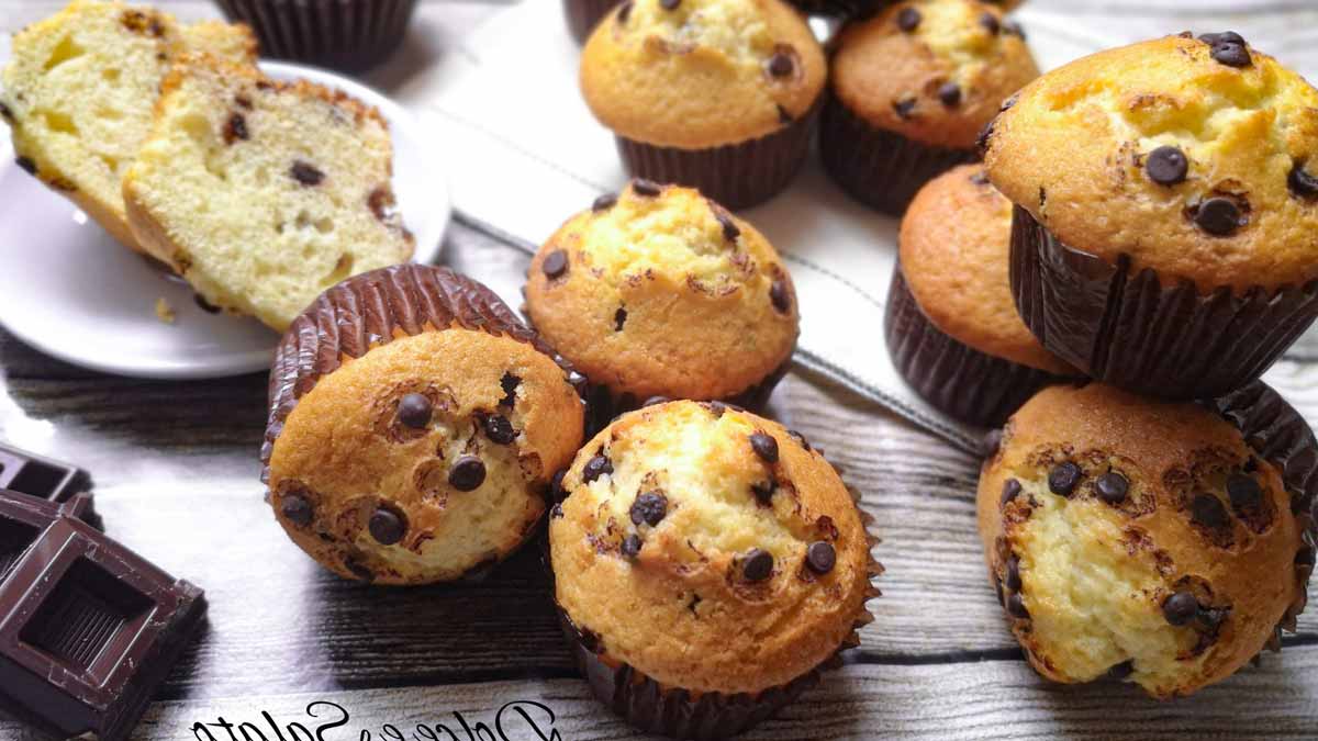 Muffins aux pépites de chocolat au yaourt délicieux