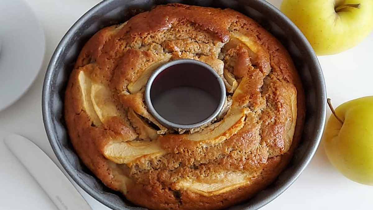 Gâteau moelleux aux pommes et yaourt