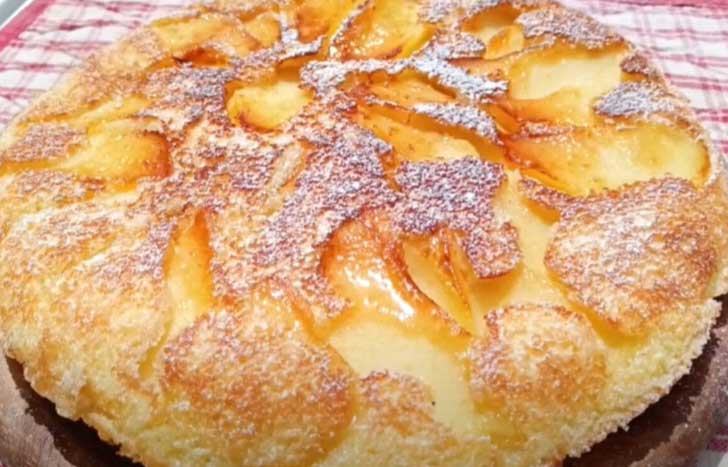 Tarte aux pommes cuite à la poêlée