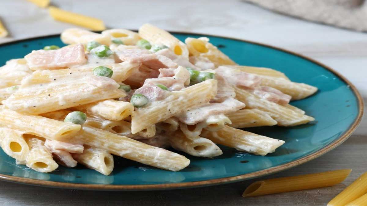 Pâtes à la crème et au jambon