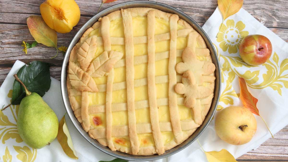 Tarte à la crème anglaise et fruits caramélisés