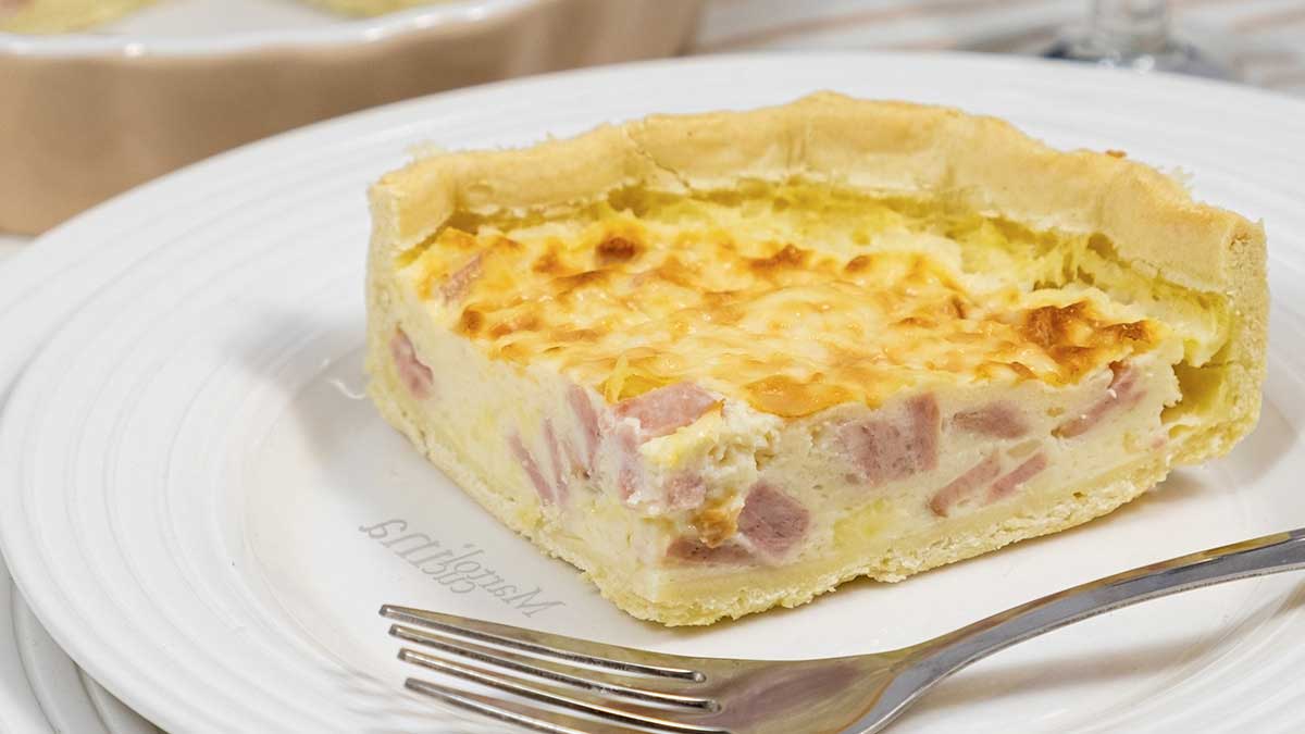 Tarte salée au bacon et fromage