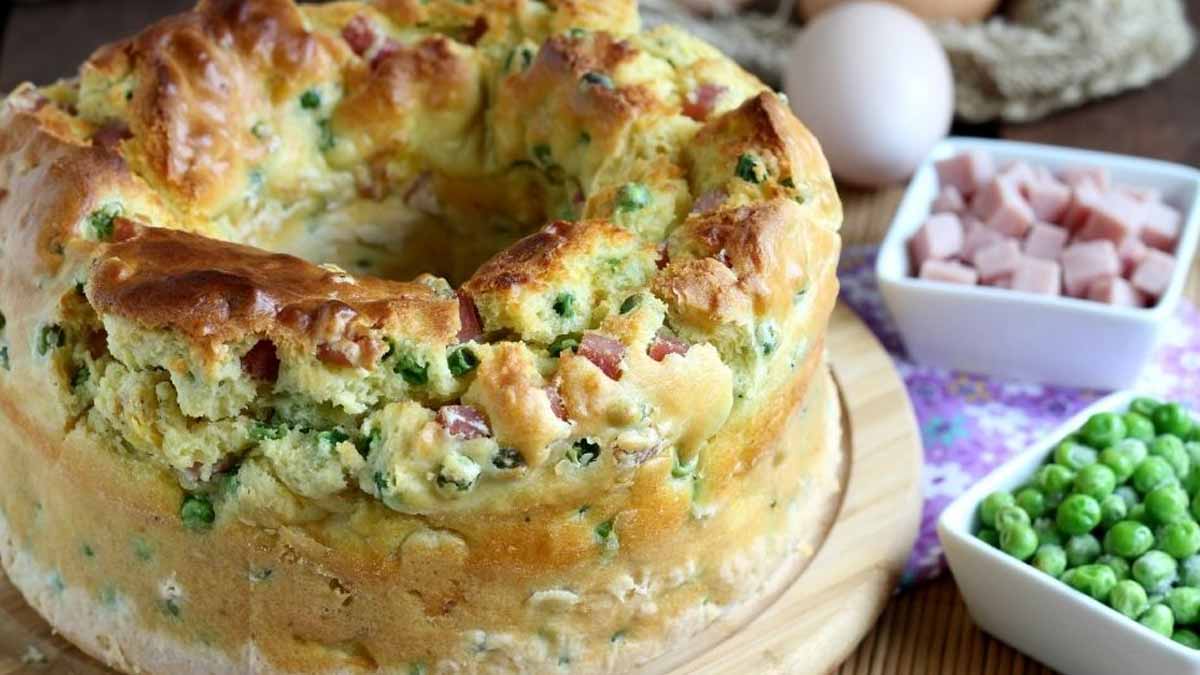 Gâteau salé au jambon et petit pois