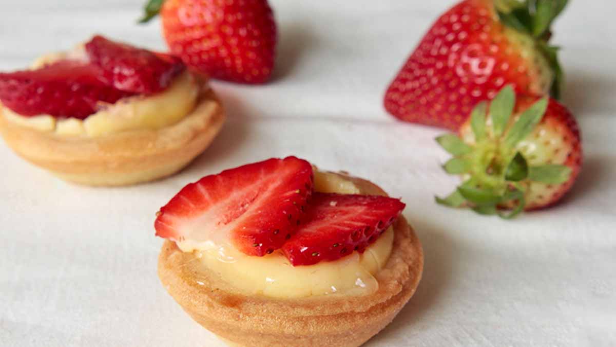 Tartelettes à la crème et aux fraises