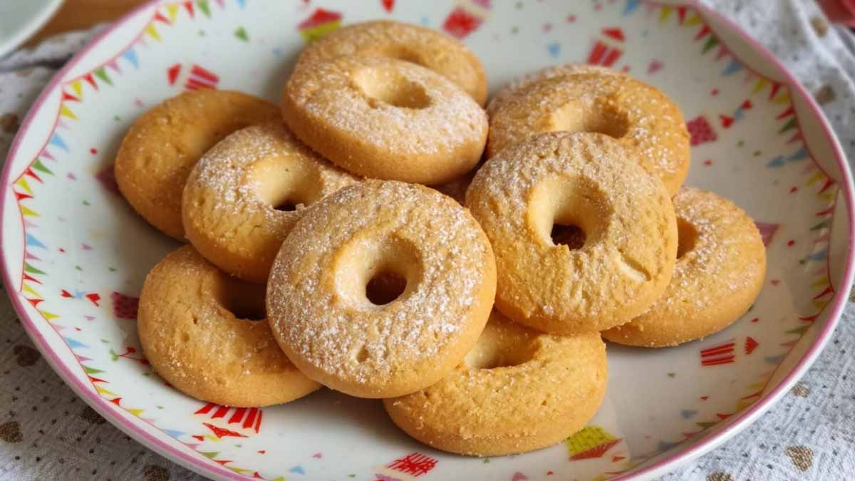 Biscuits sablés à la crème sucrée