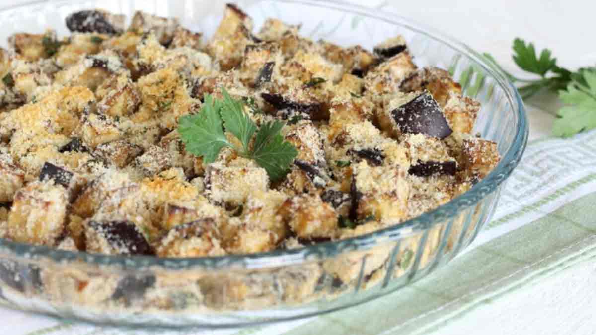 Aubergines en cubes panées au four