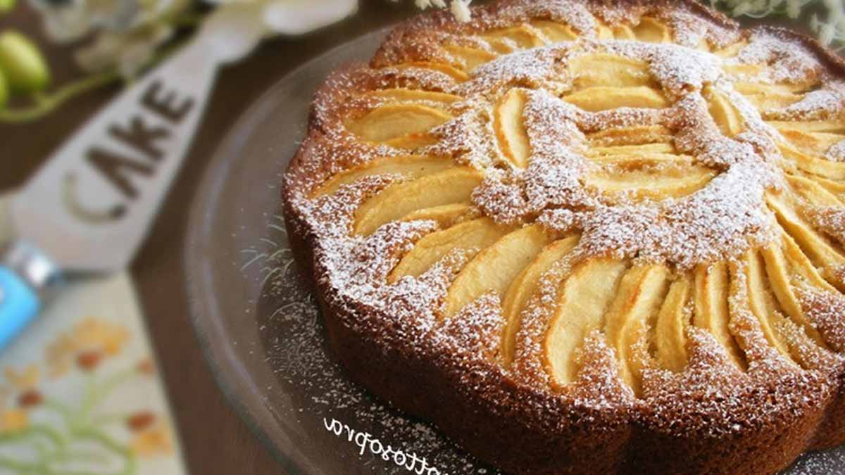 Gâteau aux pommes et aux noisettes