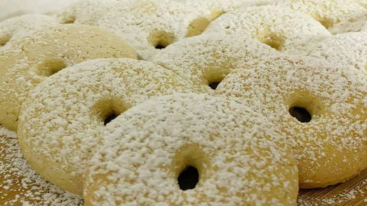 Biscuits croustillants au beurre