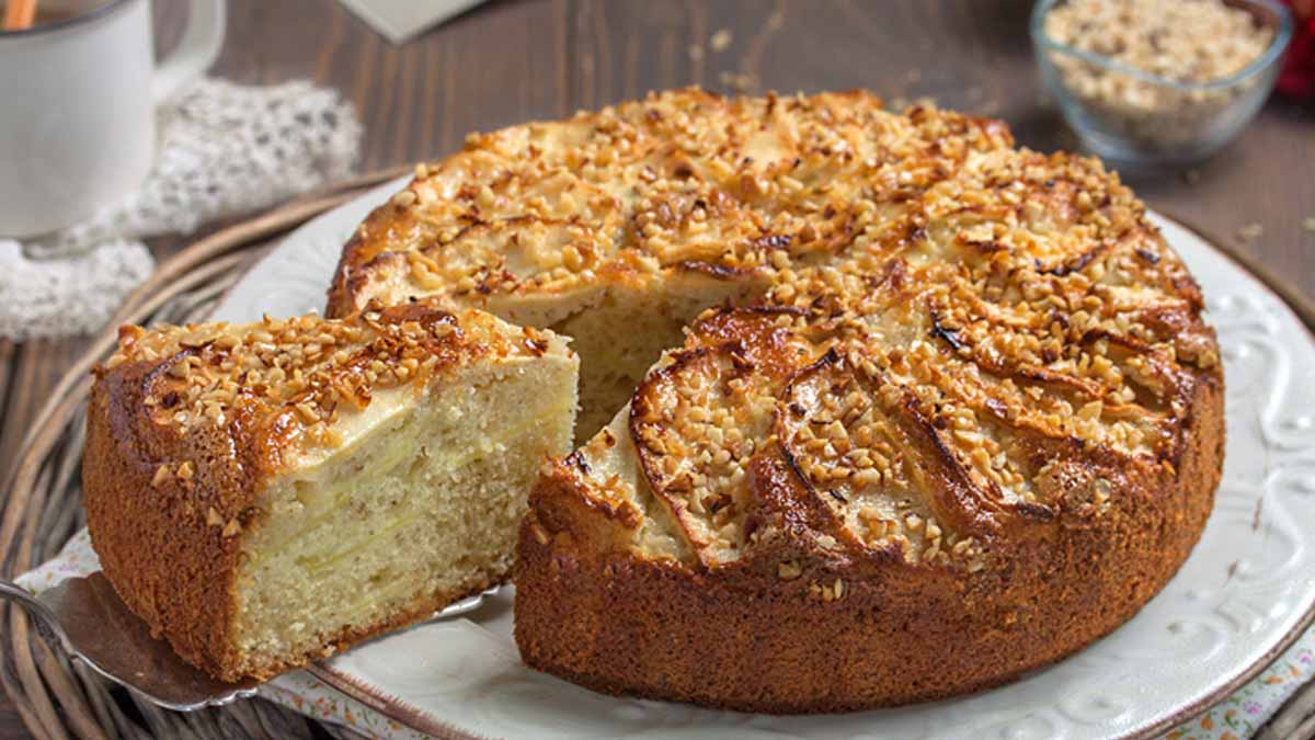 Gâteau aux pommes et aux noisettes