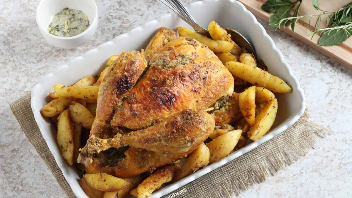 Le poulet rôti aux pommes de terre