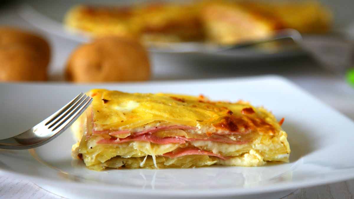 timbale de pommes de terre avec mortadelle