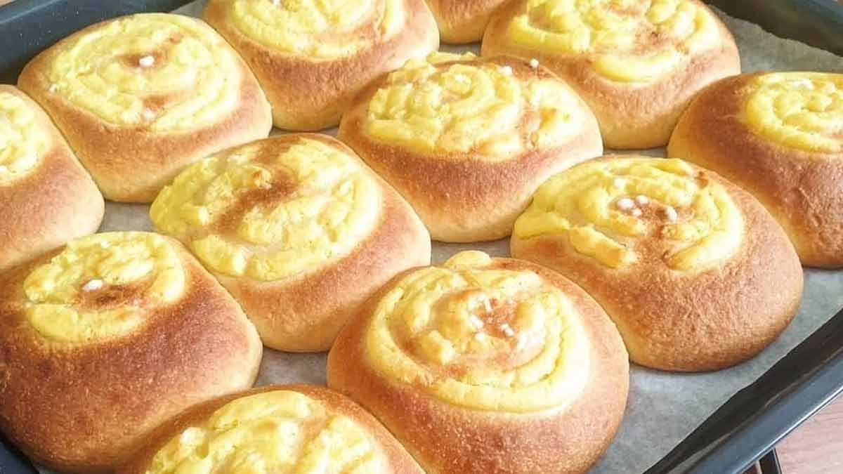 Brioches spirales à la crème pâtissière