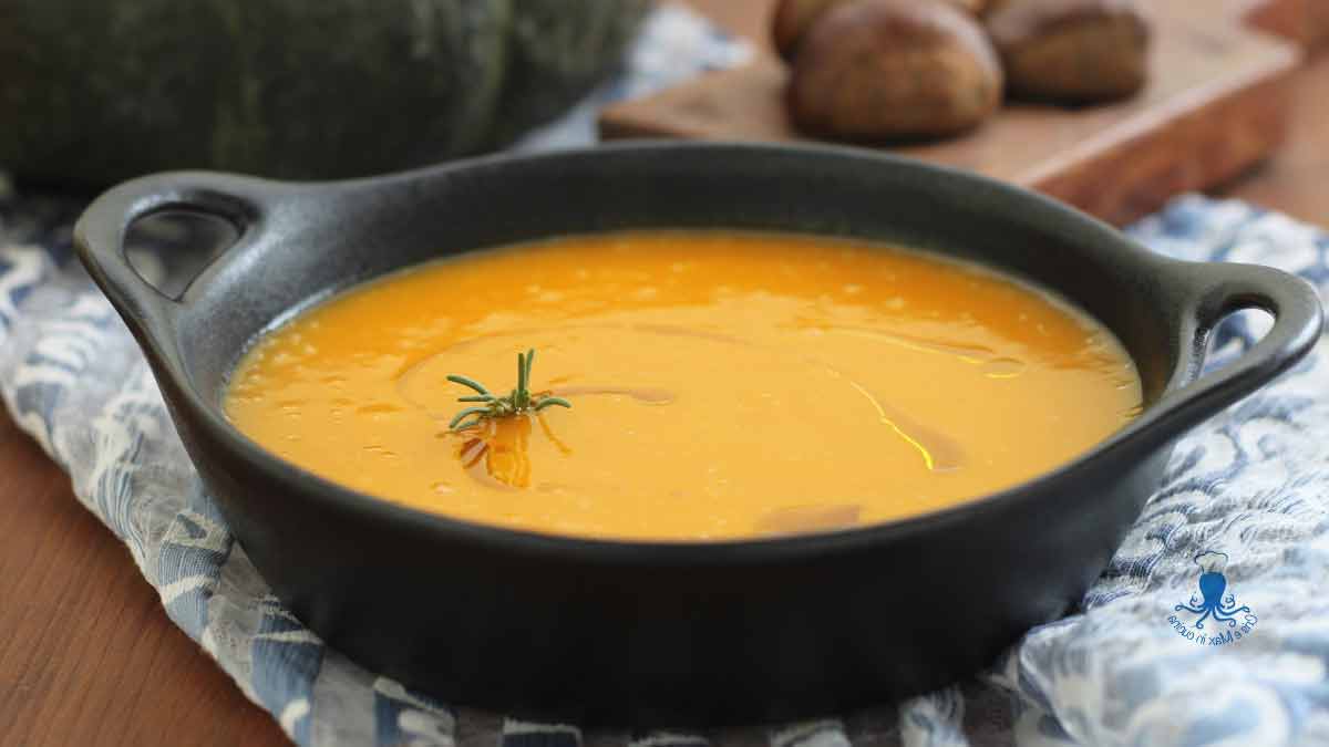 Un velouté gourmand à base de potiron et de pommes de terre