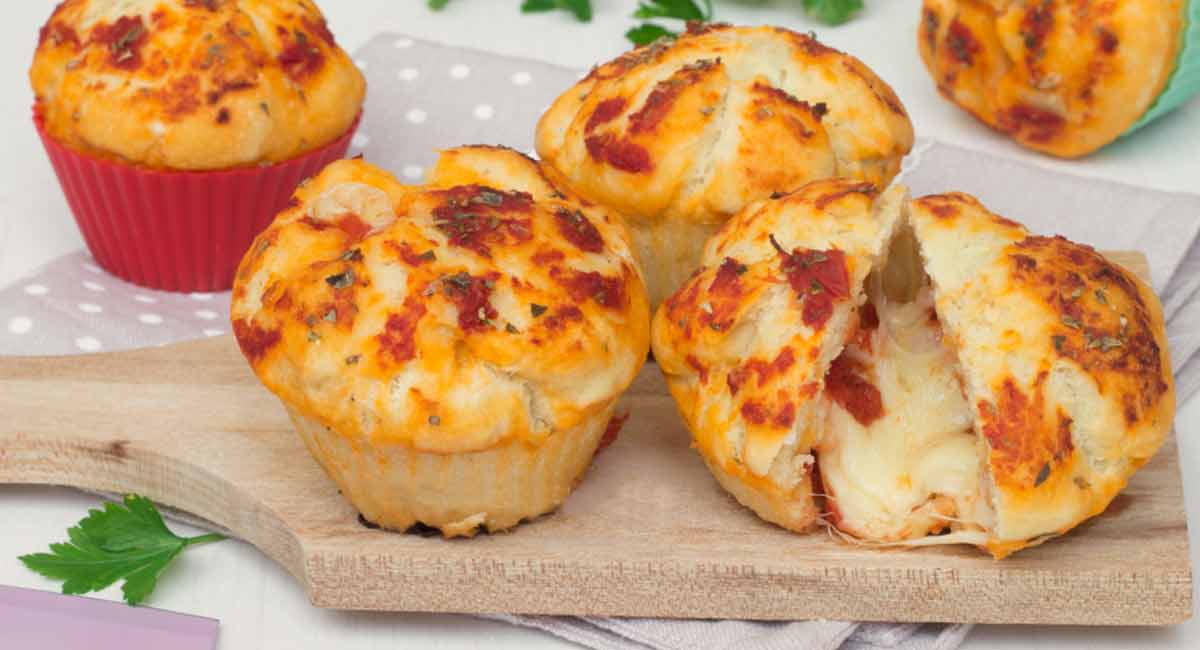 Muffins salés façon pizza au jambon