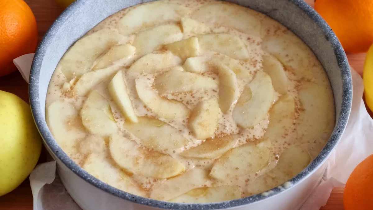 Une excellente tarte aux pommes et à l’orange, parfait pour terminer le repas