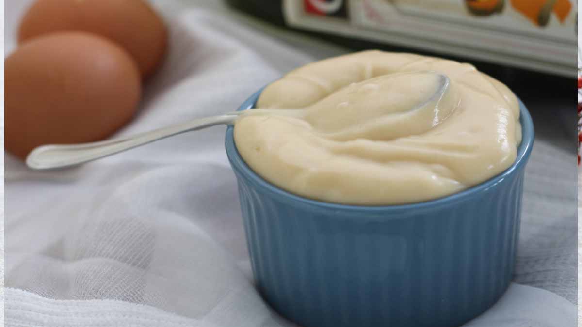 Une onctueuse crème de lait de poule pour un dessert copieux et très gourmand