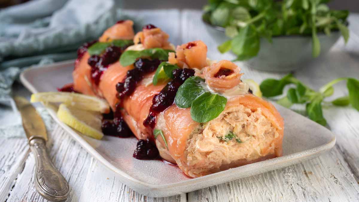 rouleaux de saumon fumé aux pommes de terre et thon