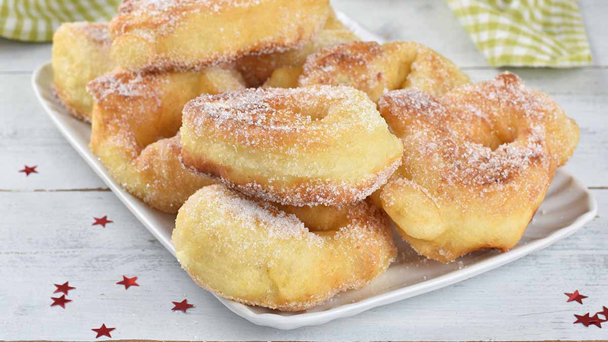 beignets sucrés aux pommes de terre