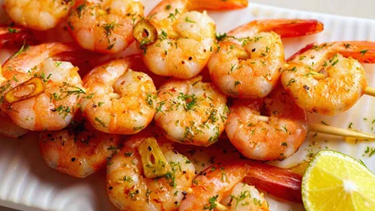 brochettes de crevettes