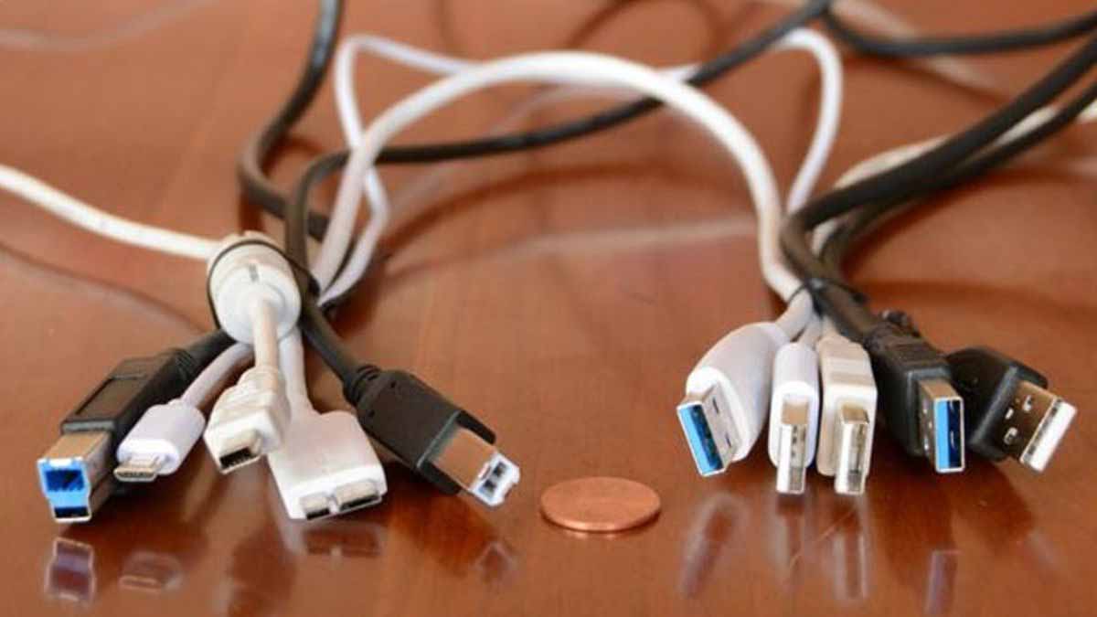 ports USB sur le dos de la télévision 