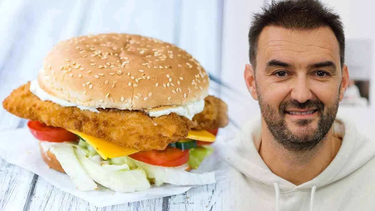 burger-au-poisson-pane-avec-sauce-tartare-wasabi-a-la-facon-de-cyril-lignac