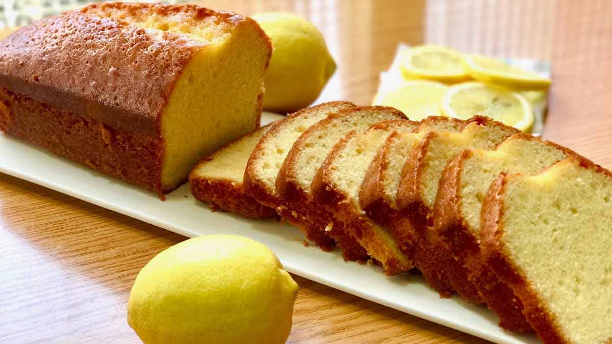 cake-au-citron-moelleux-un-pur-delice-qui-ne-manquera-pas-de-ravir-vos-papilles