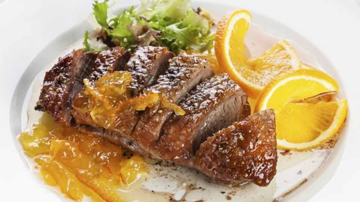 magret-de-canard-a-lorange-de-noel-un-delicieux-plat-de-famille