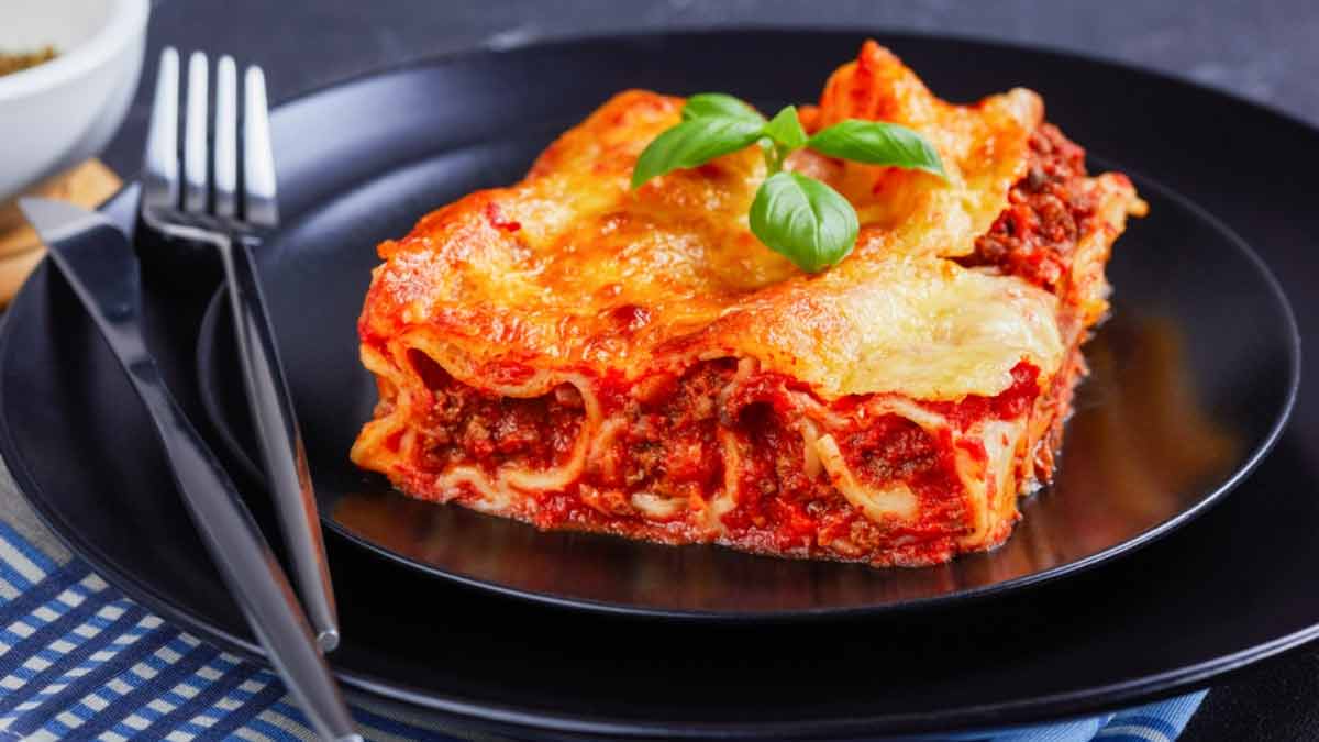 cannellonis-a-la-bolognaise-un-delicieux-plat-pour-demarrer-la-nouvelle-annee