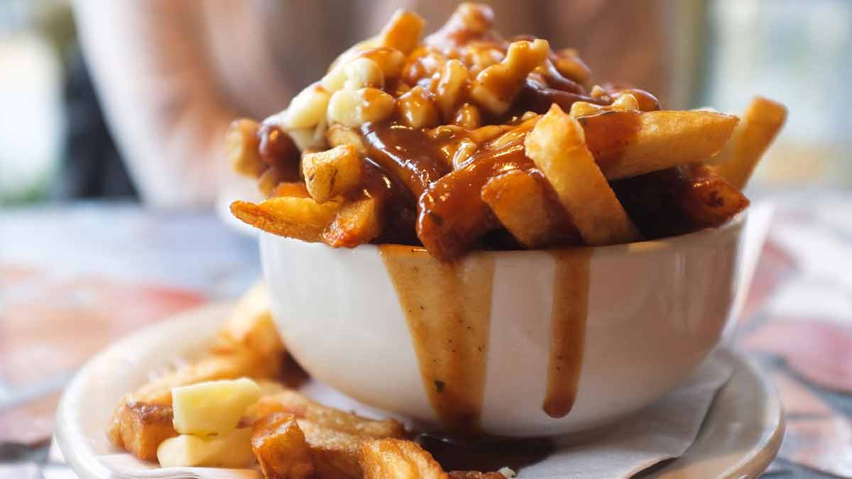 delicieux-plat-de-poutine-une-recette-pour-tous-les-gourmands