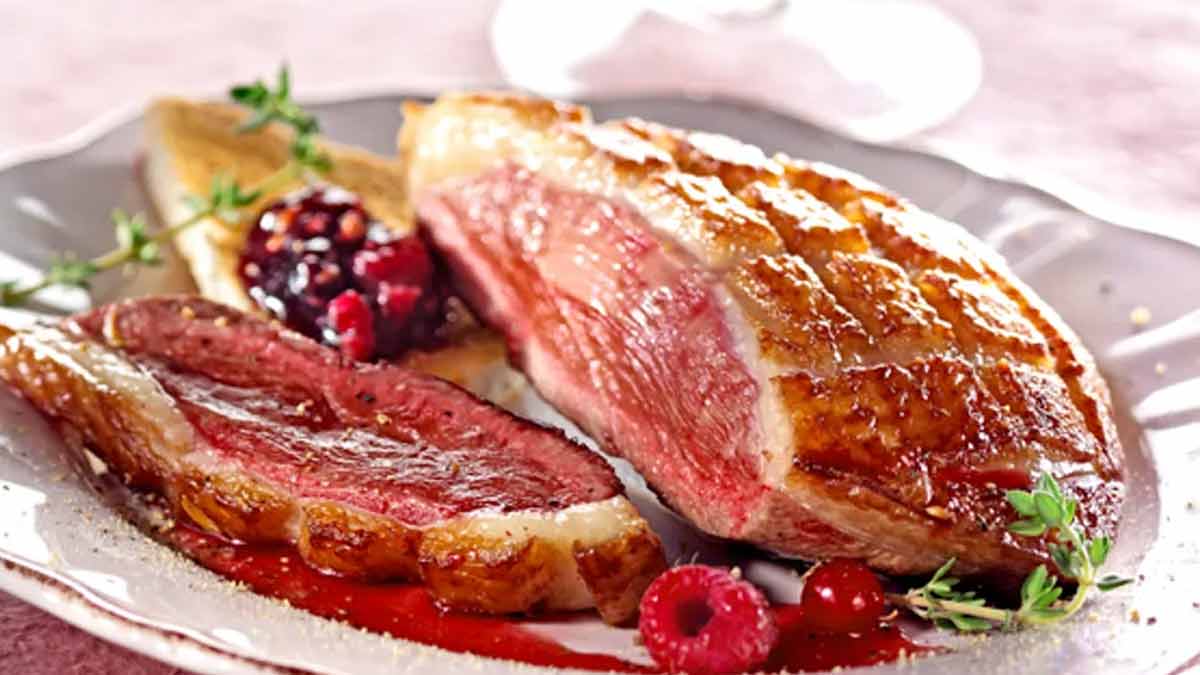 la-recette-des-succulents-magrets-de-canard-aux-fruits-rouges