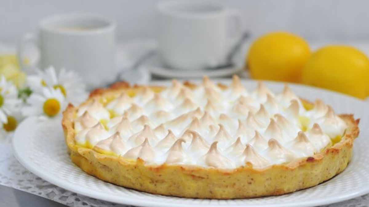 tarte-citron-meringuee-et-basilic-une-recette-pleine-de-douceur-et-de-fraicheur